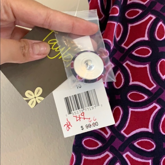 Taylor Dress 🤍 - Picture 3 of 4